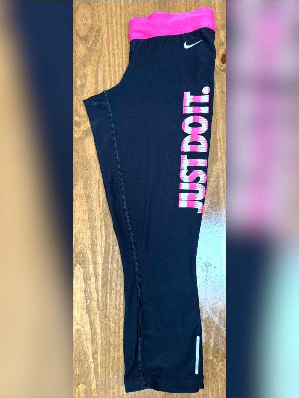 Nike Women’s Black & Pink 'Just Do It' Leggings Size Small